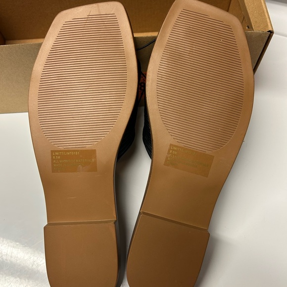 Steve Madden Ladies 8.5 Limitt Textured Slide Flat Sandal, Black - NIB - Picture 3 of 3